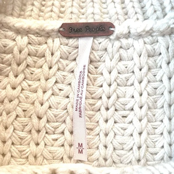 🍒NWT Free People Bell Song Pullover in Bones White. Size: Medium - Picture 6 of 10